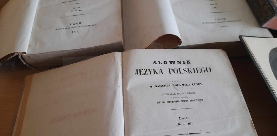 Lekcje o dziejach pisma i książki