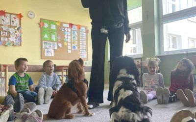 Zajęcia z dogoterapii ,,Jak rozmawiać trzeba z psem?”